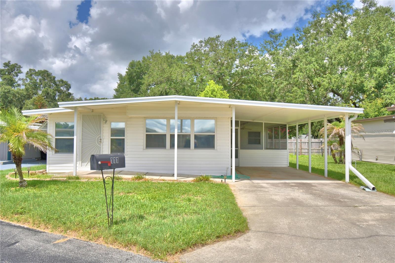 ARIANA SHORES MHP - Residential