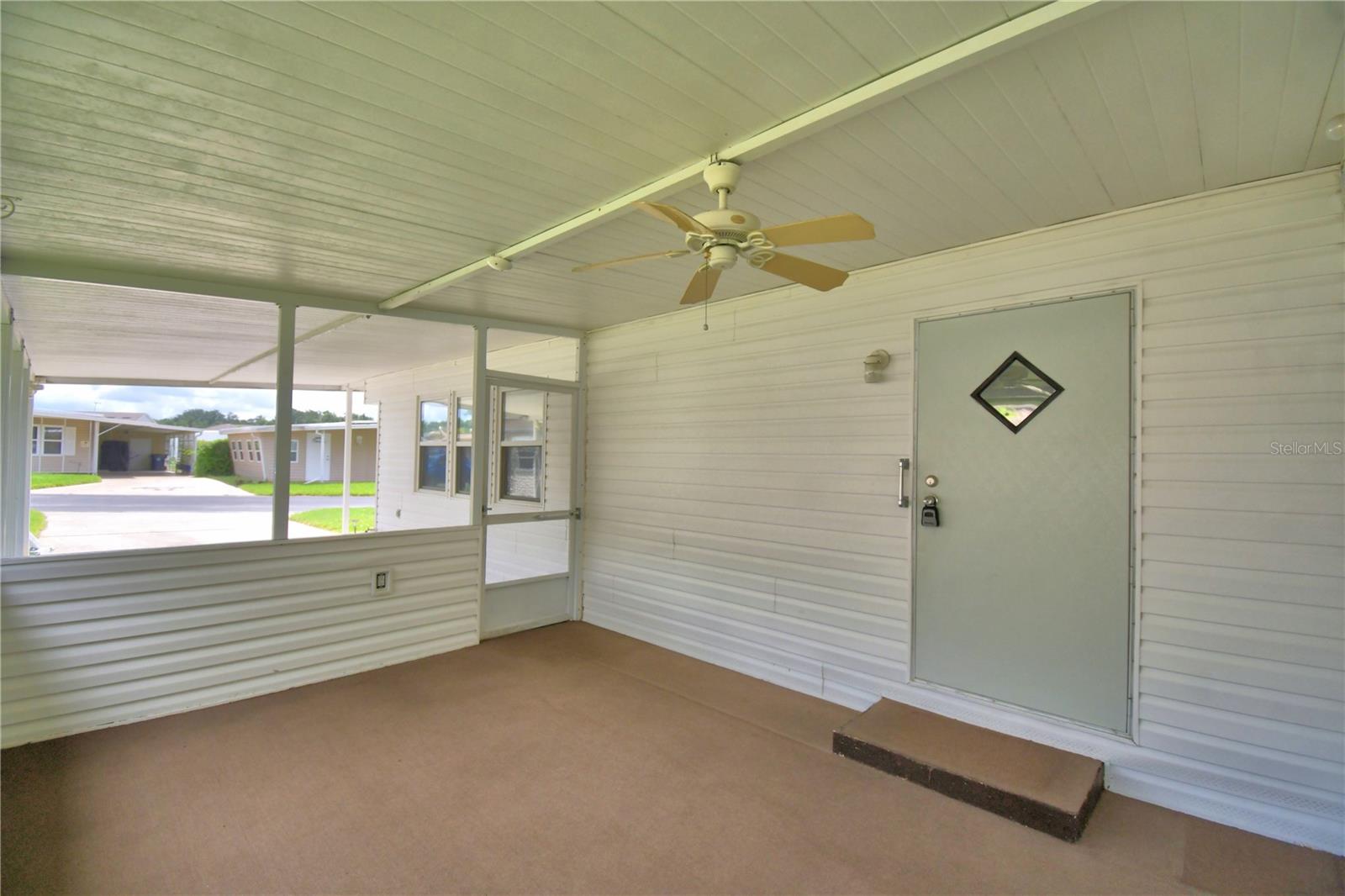 ARIANA SHORES MHP - Residential