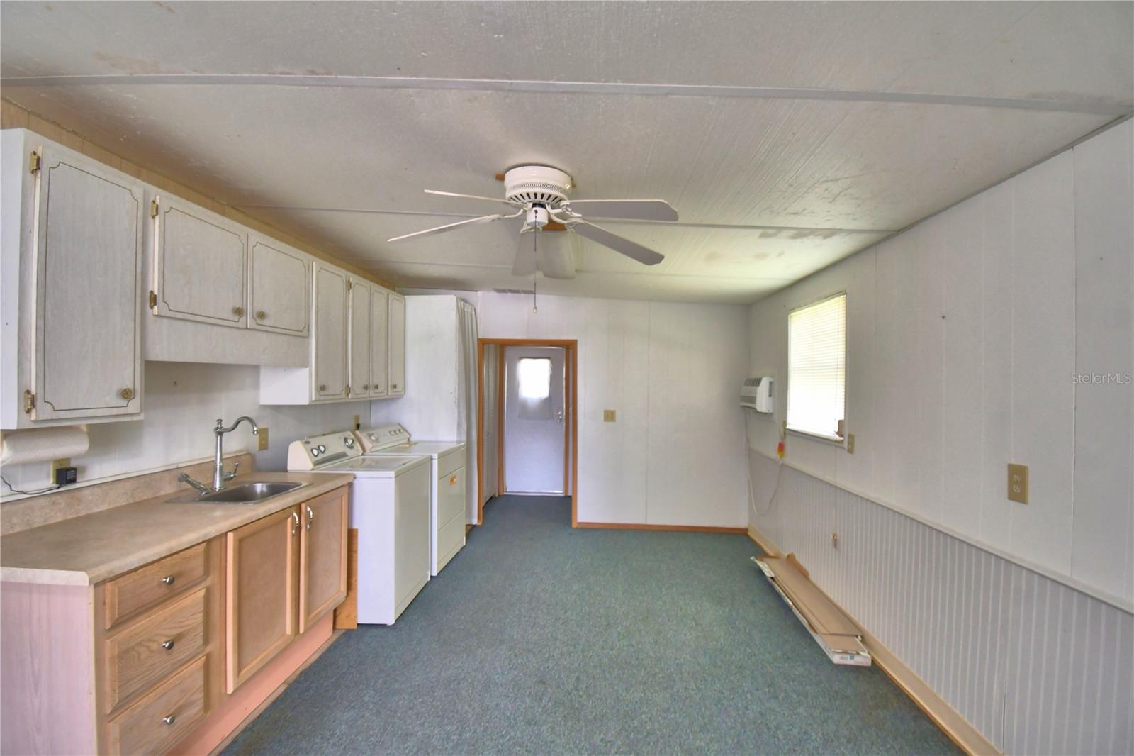 ARIANA SHORES MHP - Residential