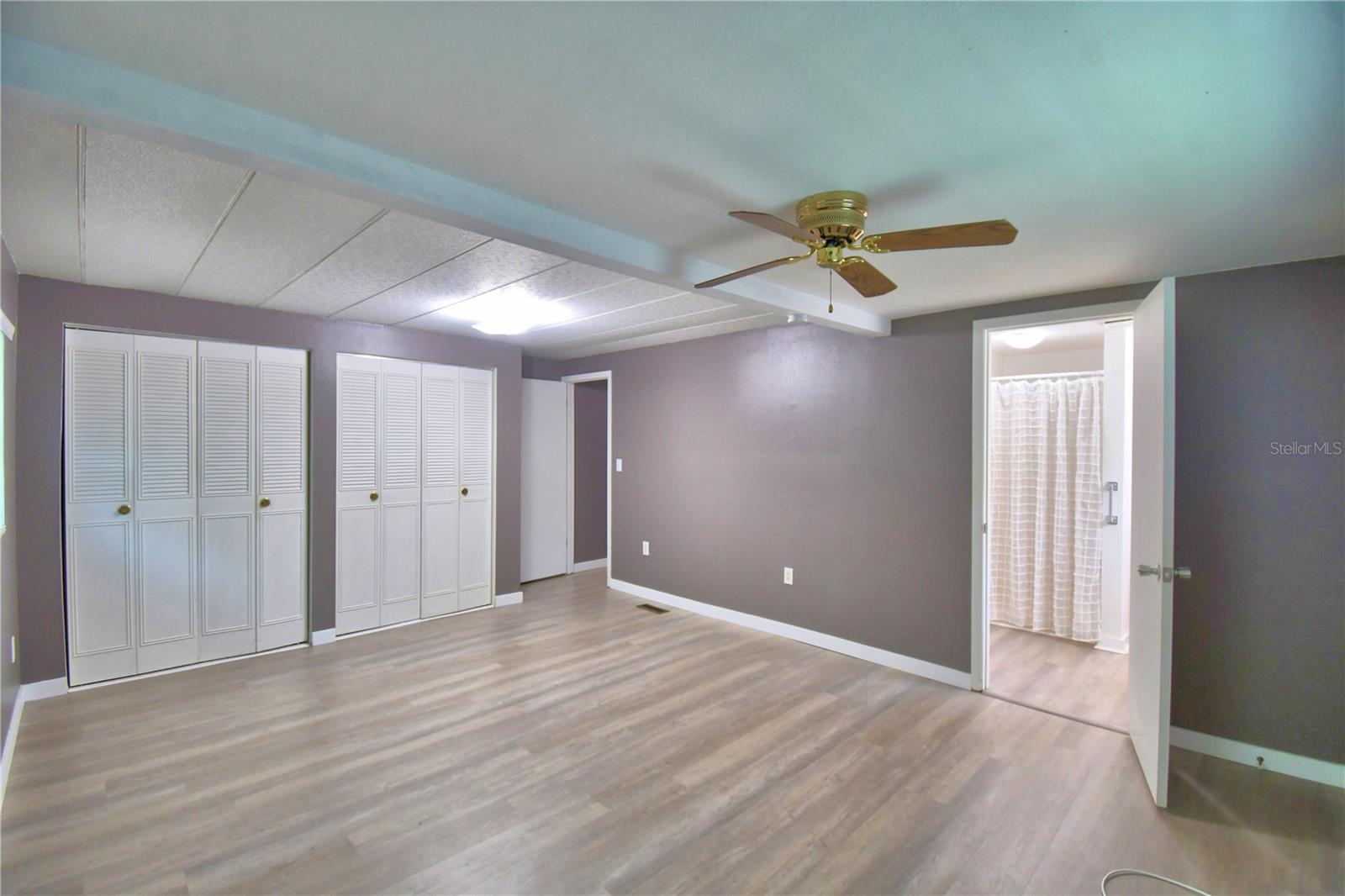 ARIANA SHORES MHP - Residential