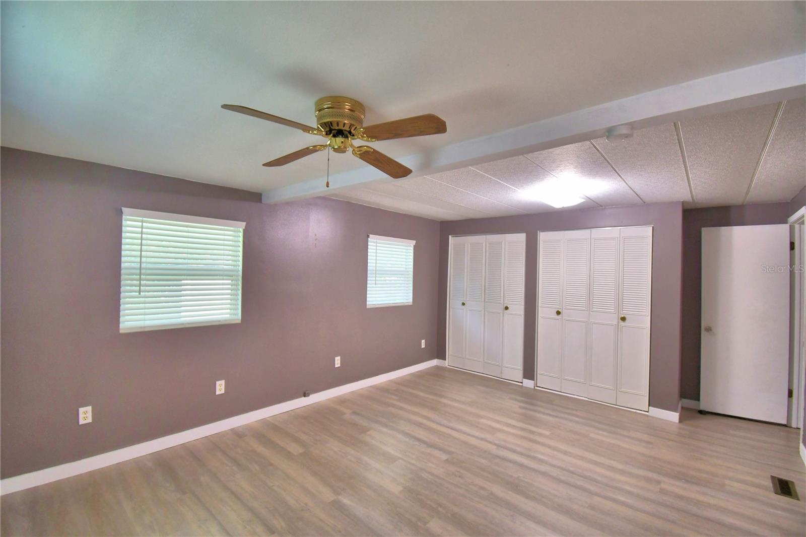ARIANA SHORES MHP - Residential
