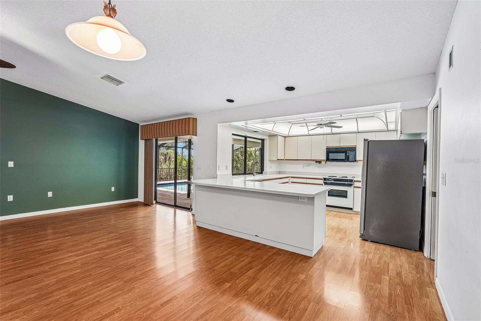 SORRENTO WOODS - Residential
