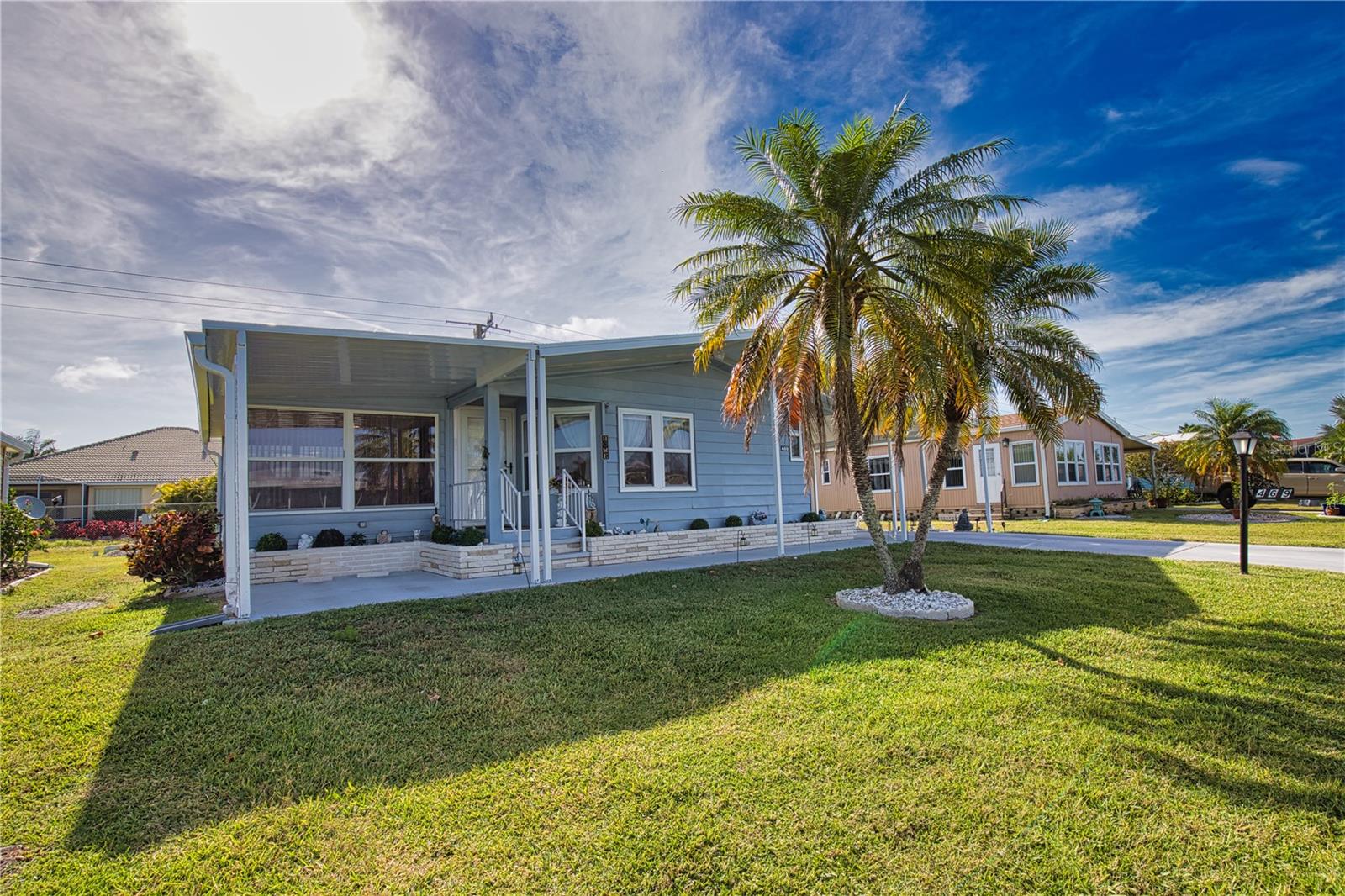 LA CASA MHP CO-OP - Residential