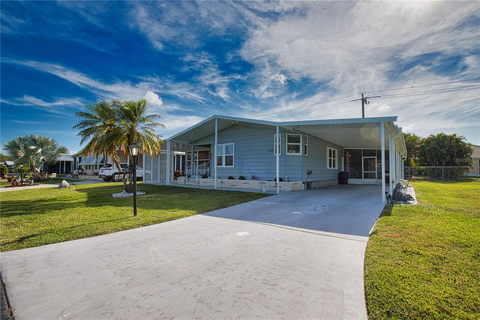 LA CASA MHP CO-OP - Residential
