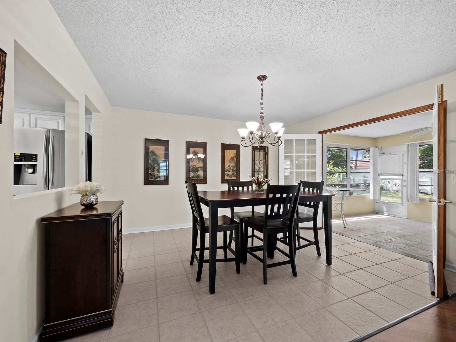 GLEN OAKS RIDGE VILLAS 1 - Residential