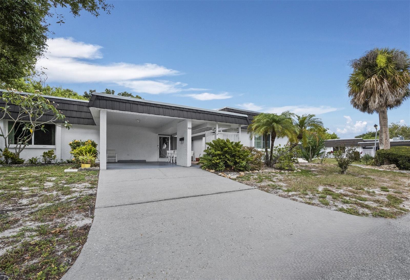 GLEN OAKS RIDGE VILLAS 1 - Residential