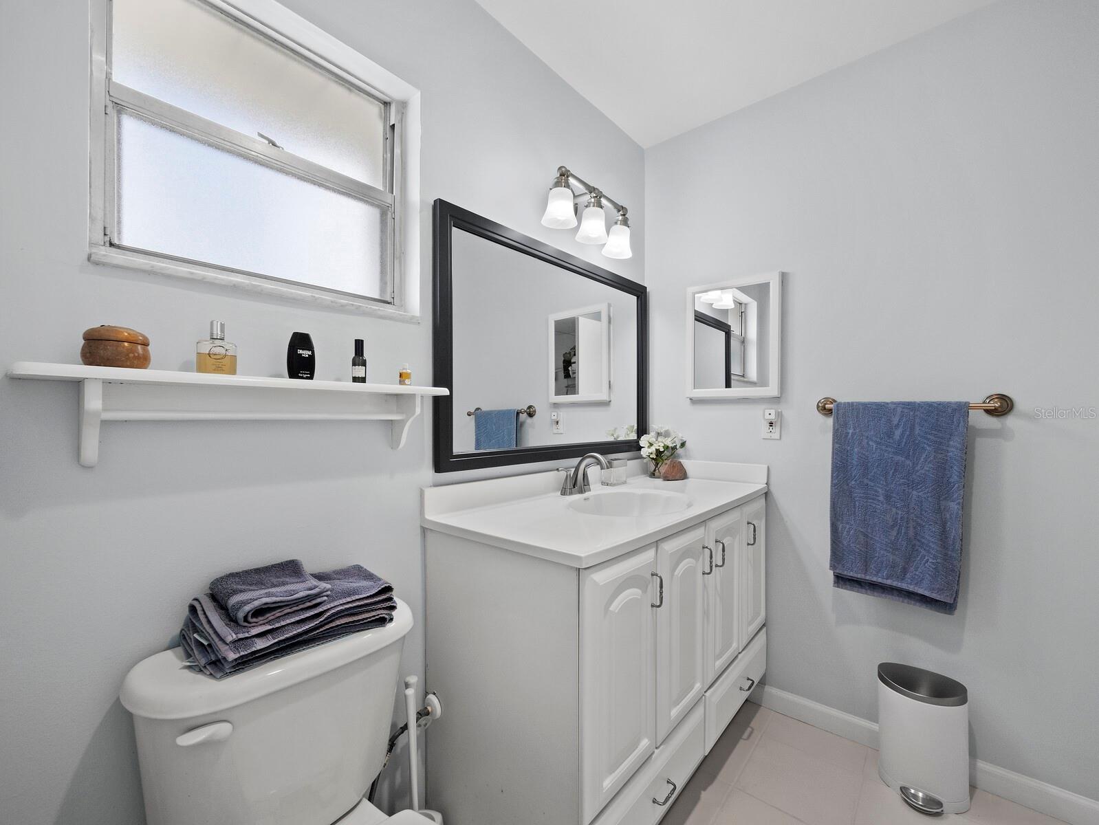 GLEN OAKS RIDGE VILLAS 1 - Residential