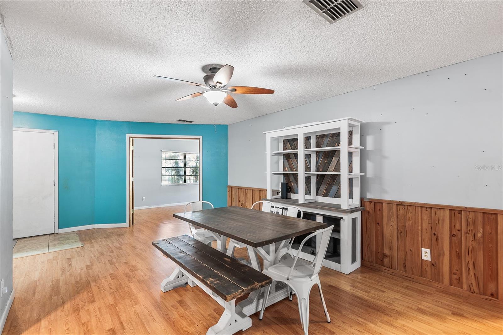 VAN LAKES - Residential