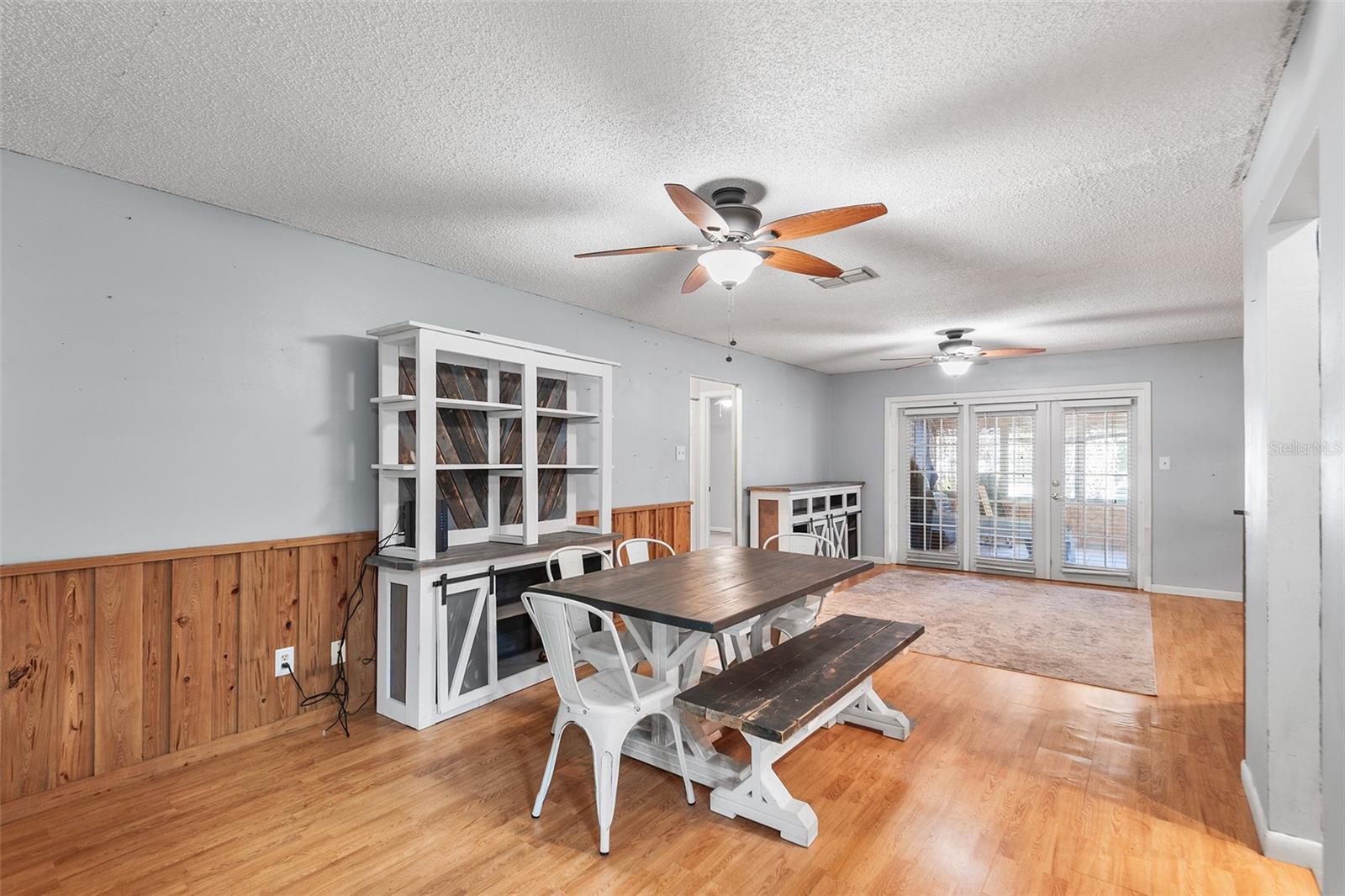 VAN LAKES - Residential