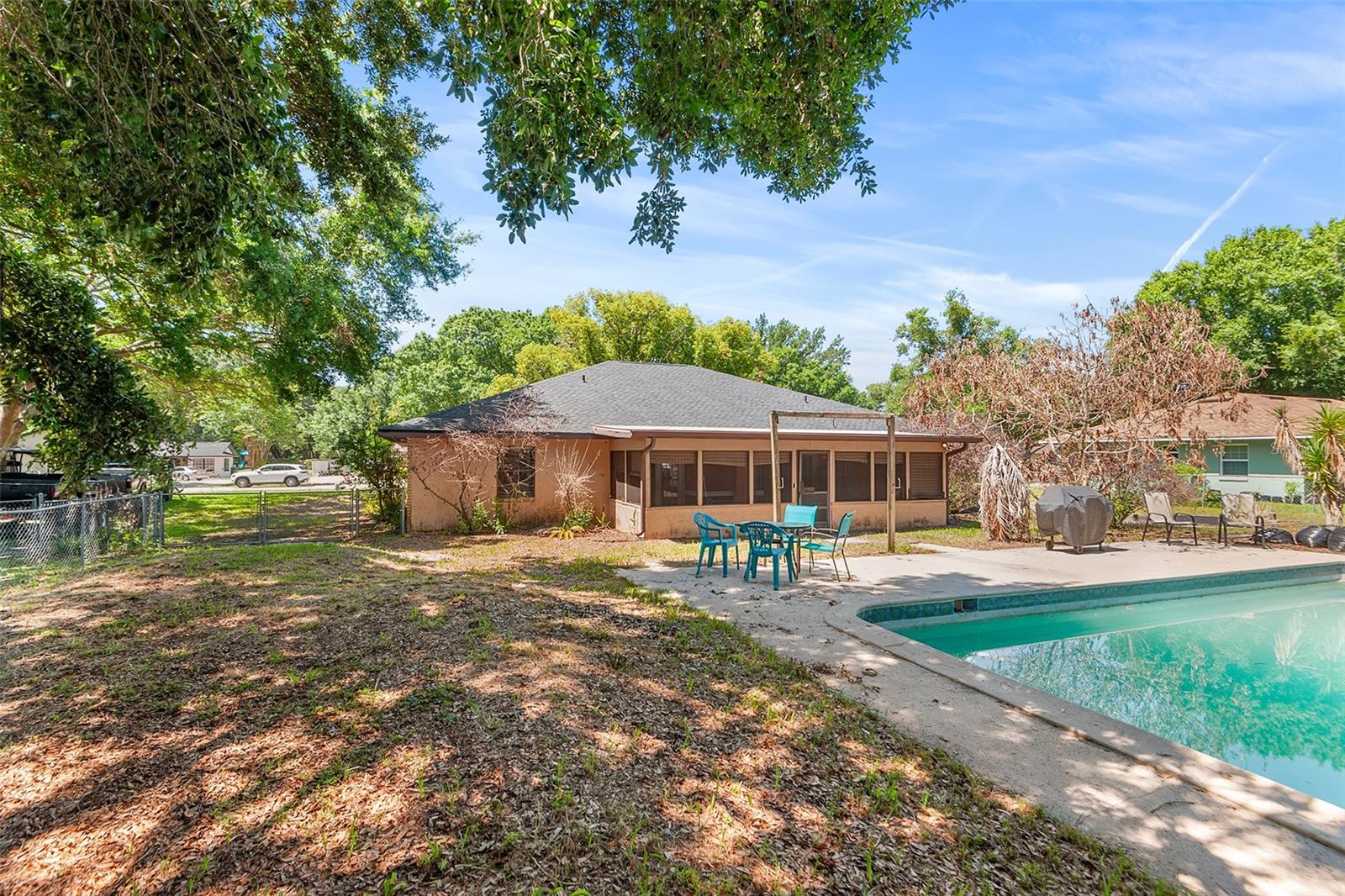 VAN LAKES - Residential