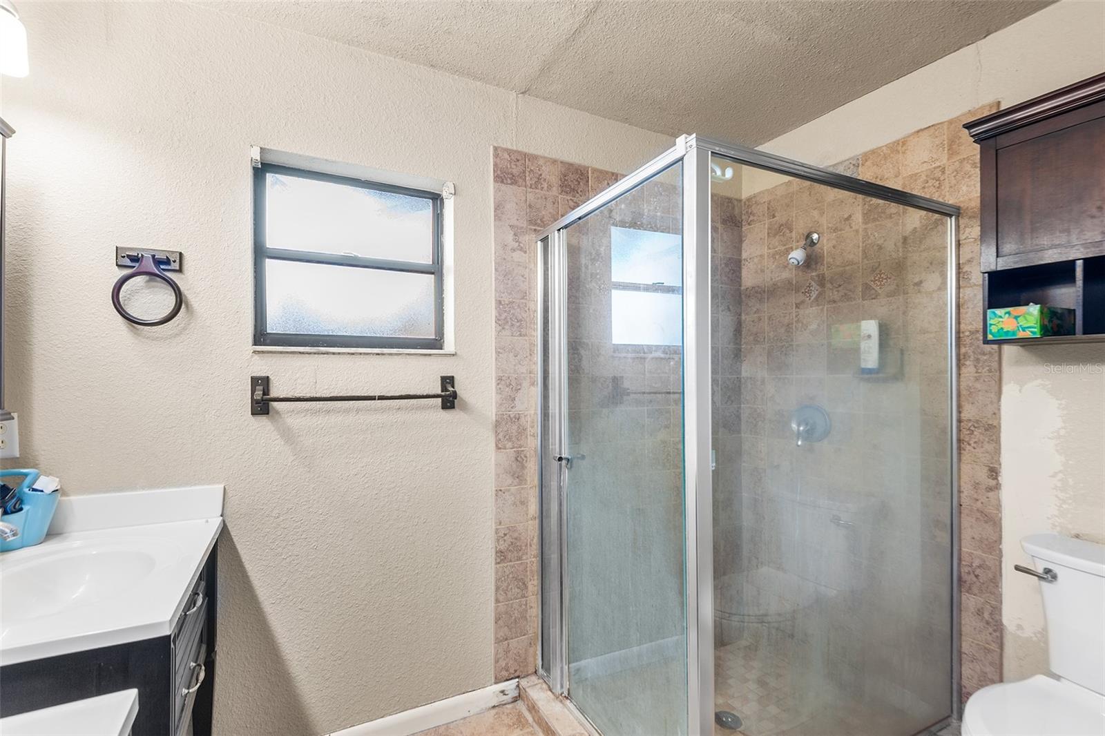 VAN LAKES - Residential