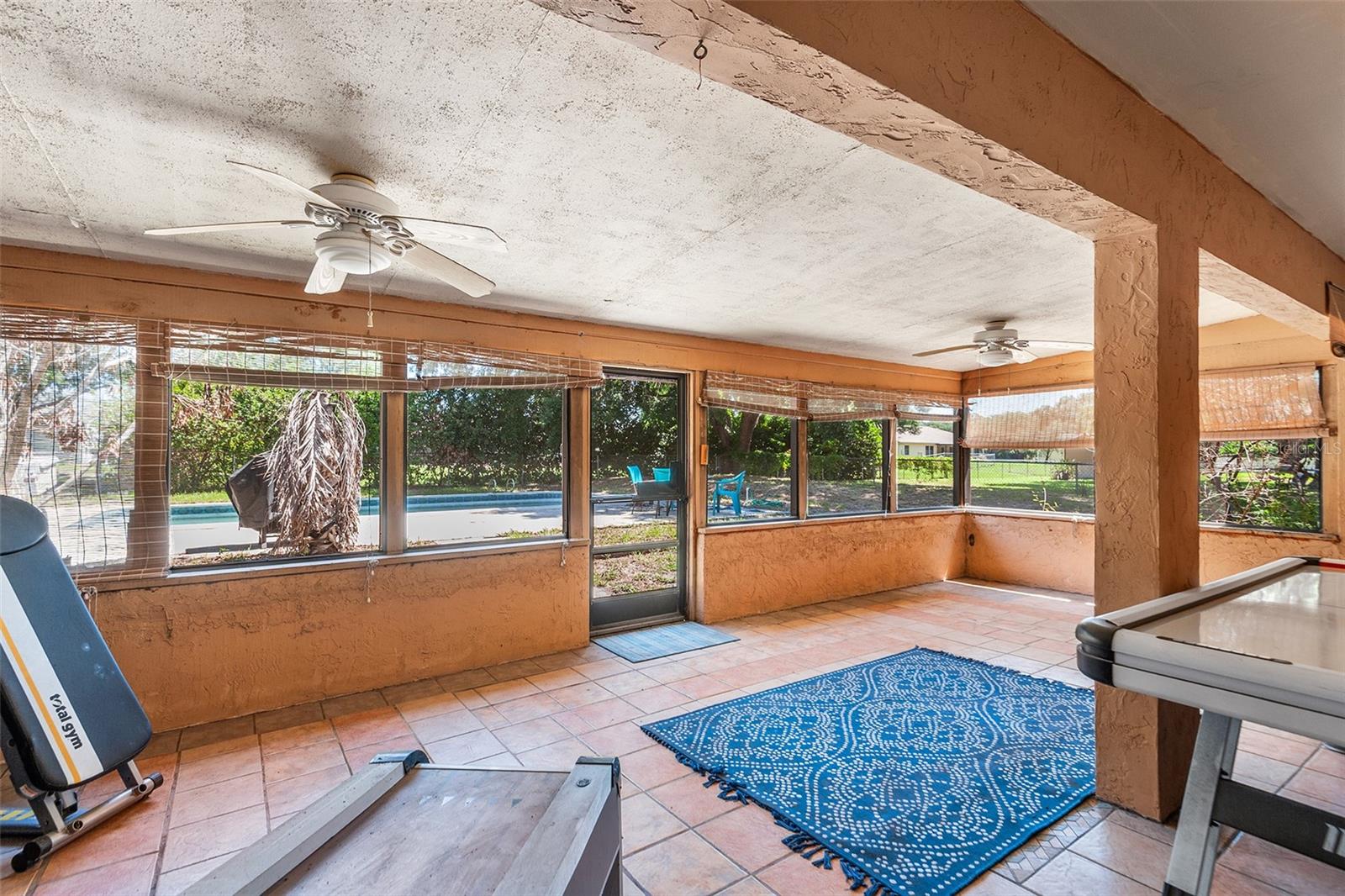 VAN LAKES - Residential