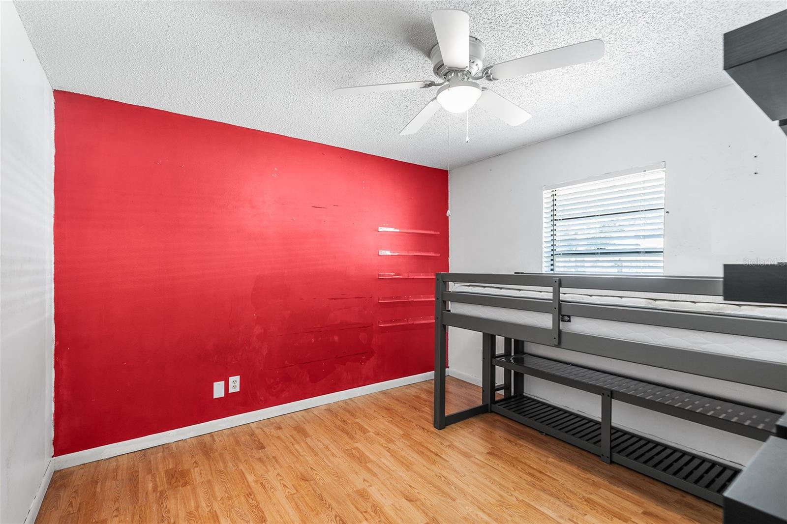 VAN LAKES - Residential