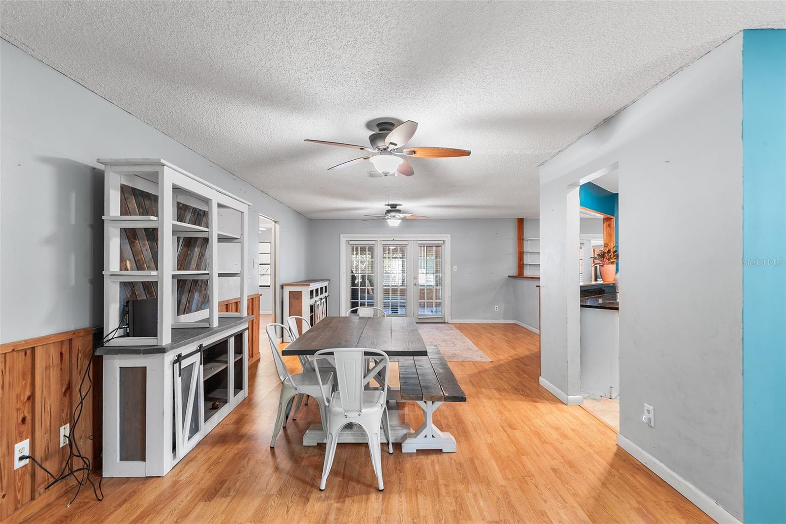 VAN LAKES - Residential