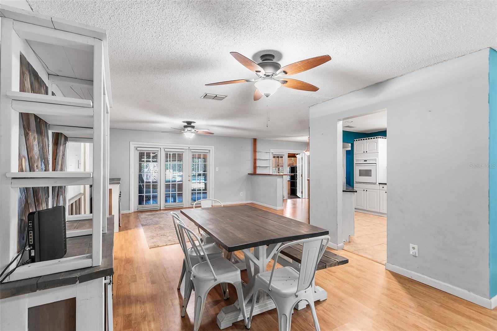 VAN LAKES - Residential