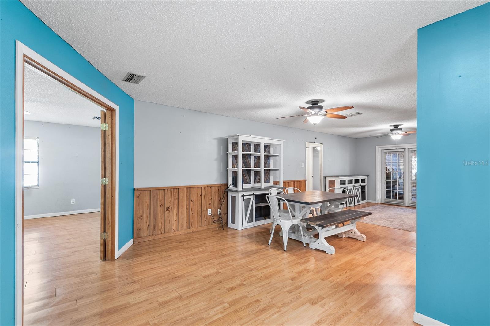 VAN LAKES - Residential