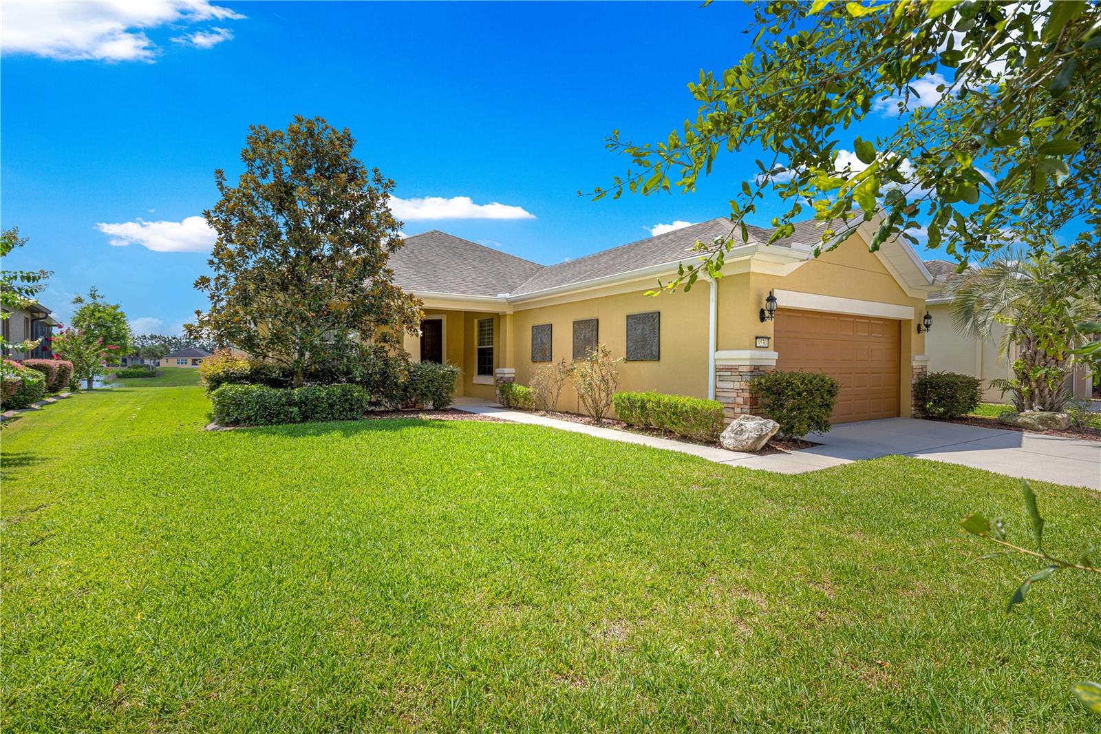 STONE CREEK BY DEL WEBB - Residential
