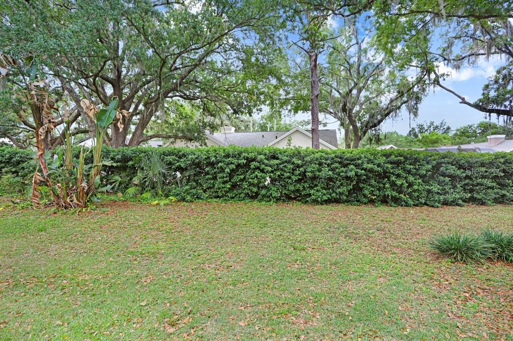 TAMPA PALMS UNIT 3B A REP - Residential Lease