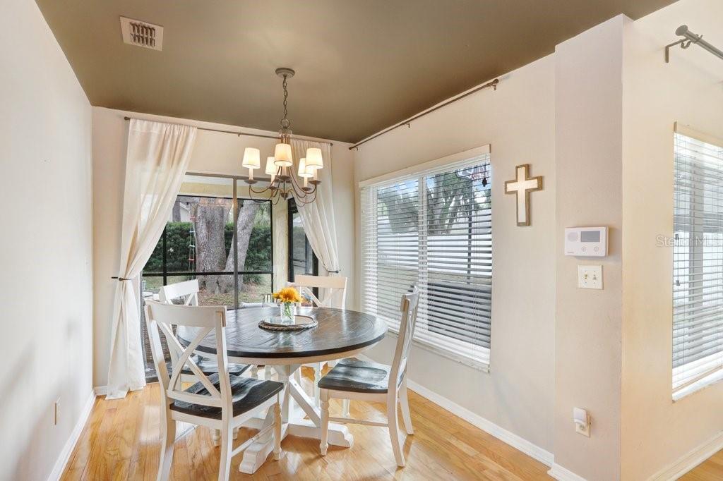 TAMPA PALMS UNIT 3B A REP - Residential Lease
