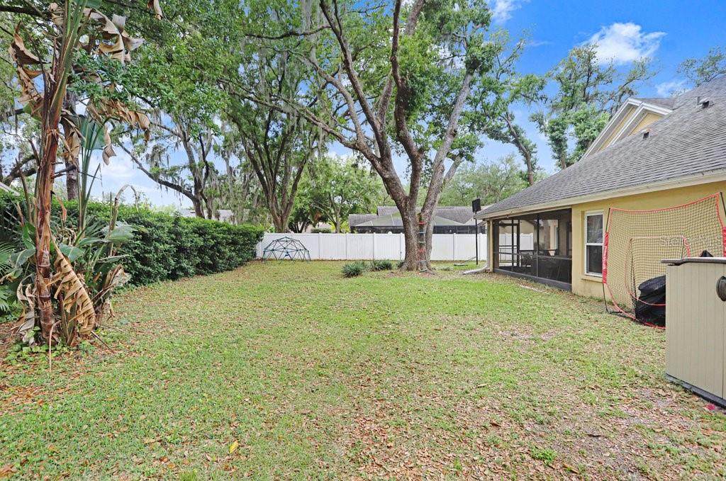 TAMPA PALMS UNIT 3B A REP - Residential Lease