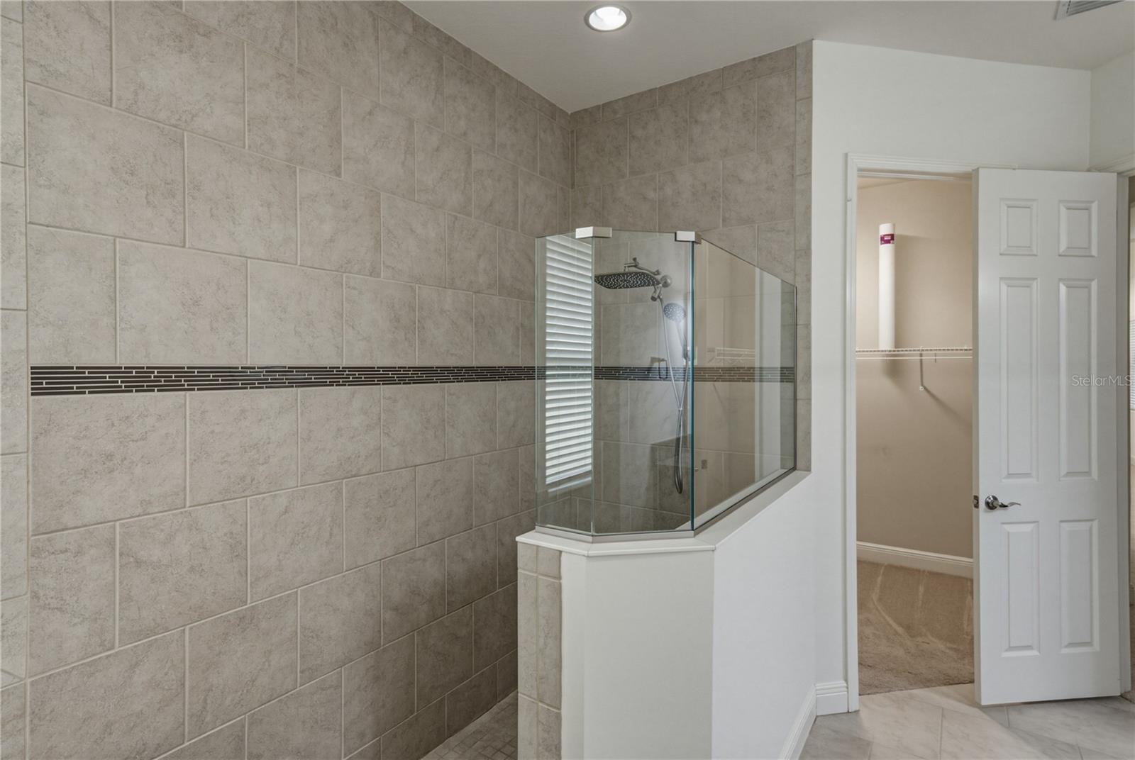 FISHHAWK RANCH WEST PH 1B/1C - Residential