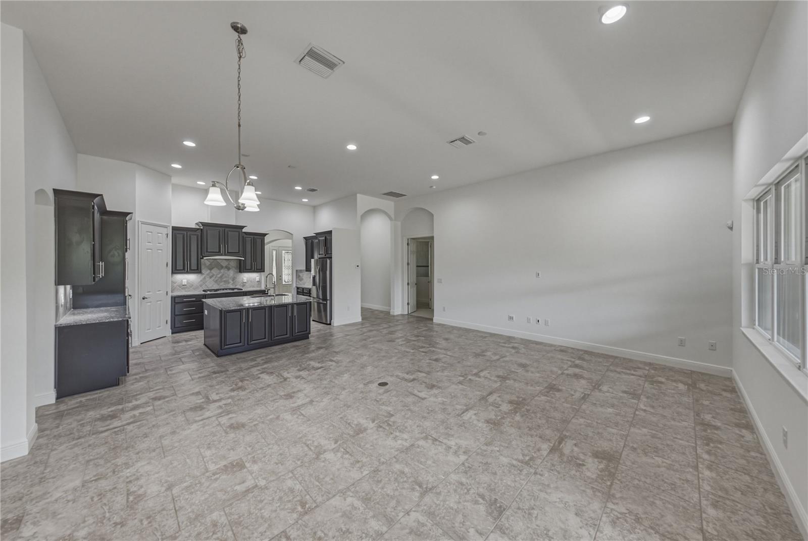 FISHHAWK RANCH WEST PH 1B/1C - Residential