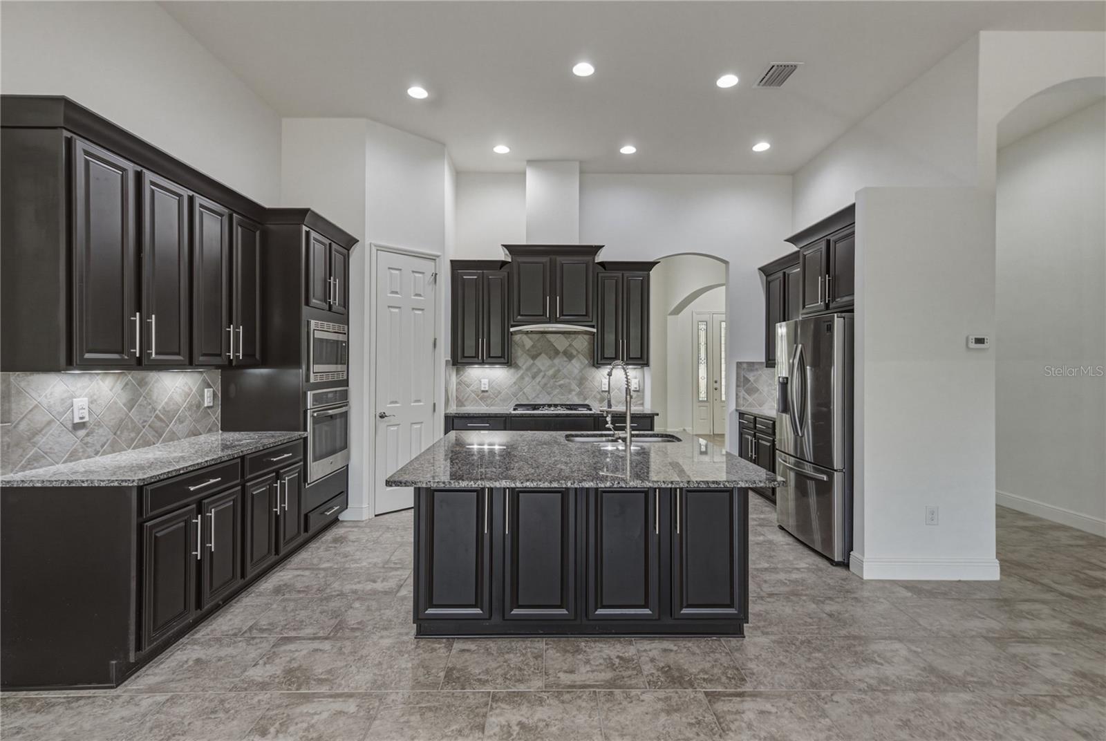 FISHHAWK RANCH WEST PH 1B/1C - Residential