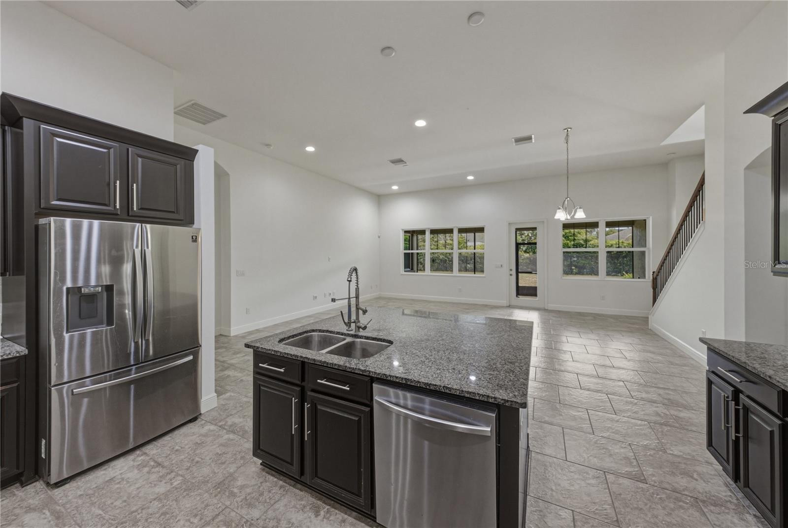 FISHHAWK RANCH WEST PH 1B/1C - Residential