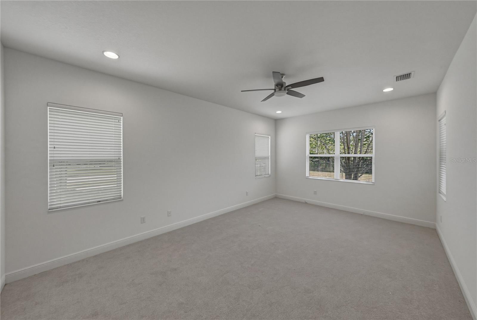 FISHHAWK RANCH WEST PH 1B/1C - Residential