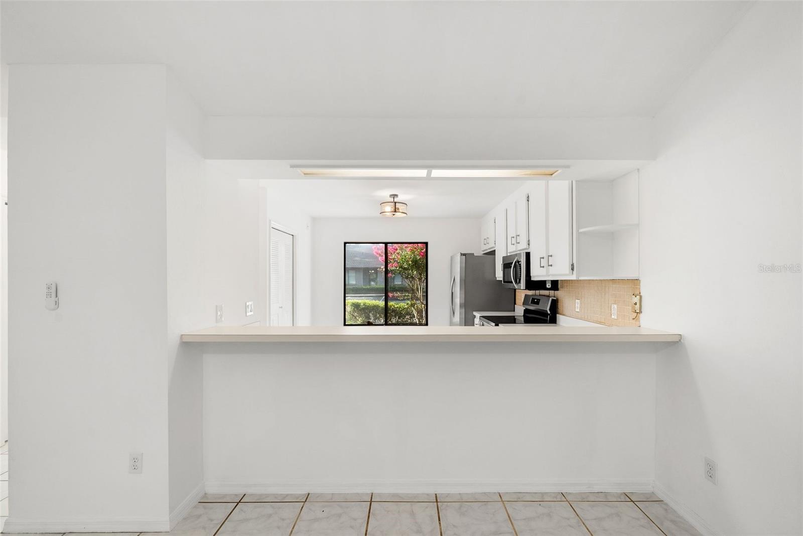 MILE RUN PH II UNIT B-2 - Residential