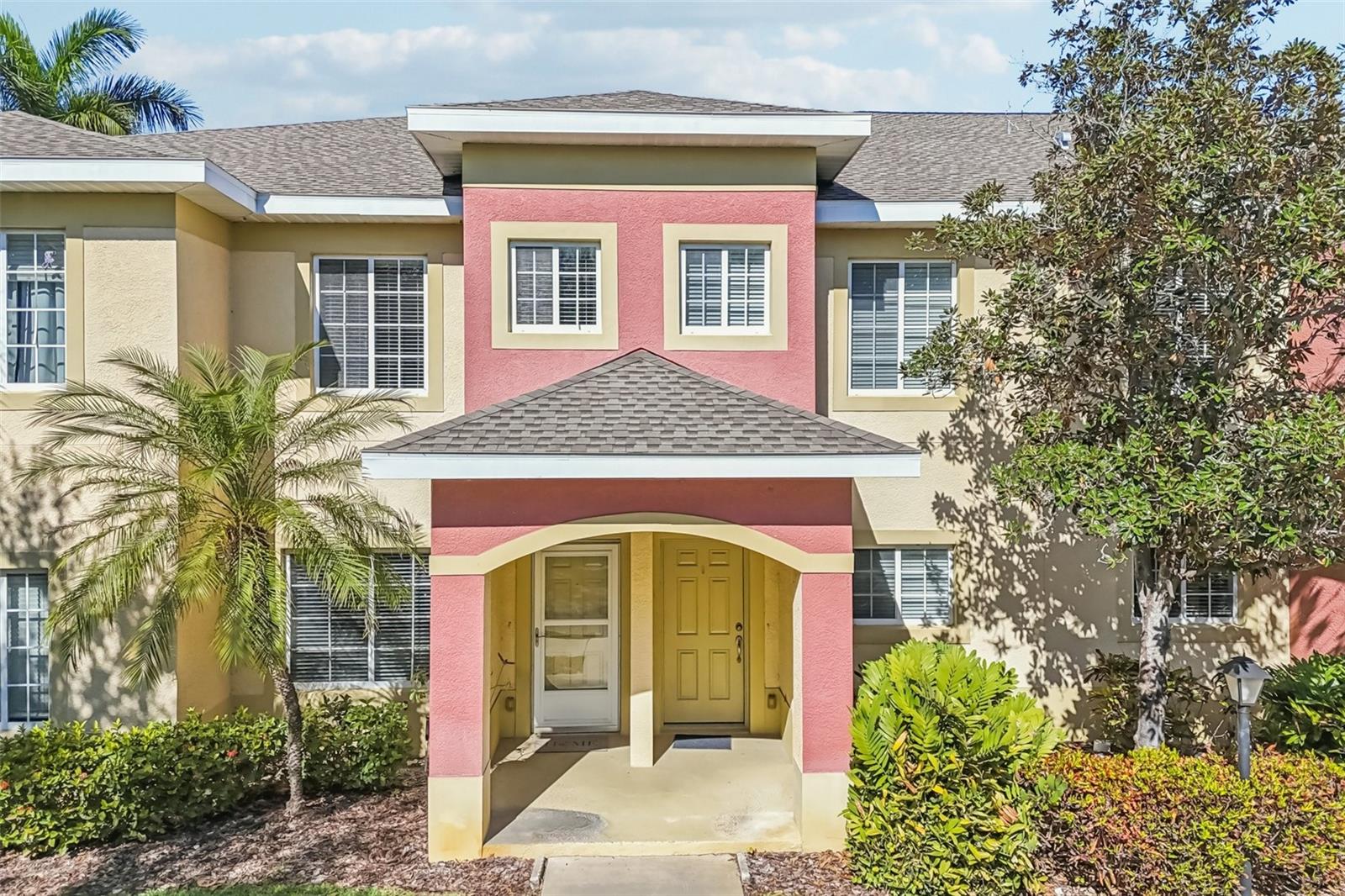 LAKESIDE VILLAGE TOWNHOME - Residential