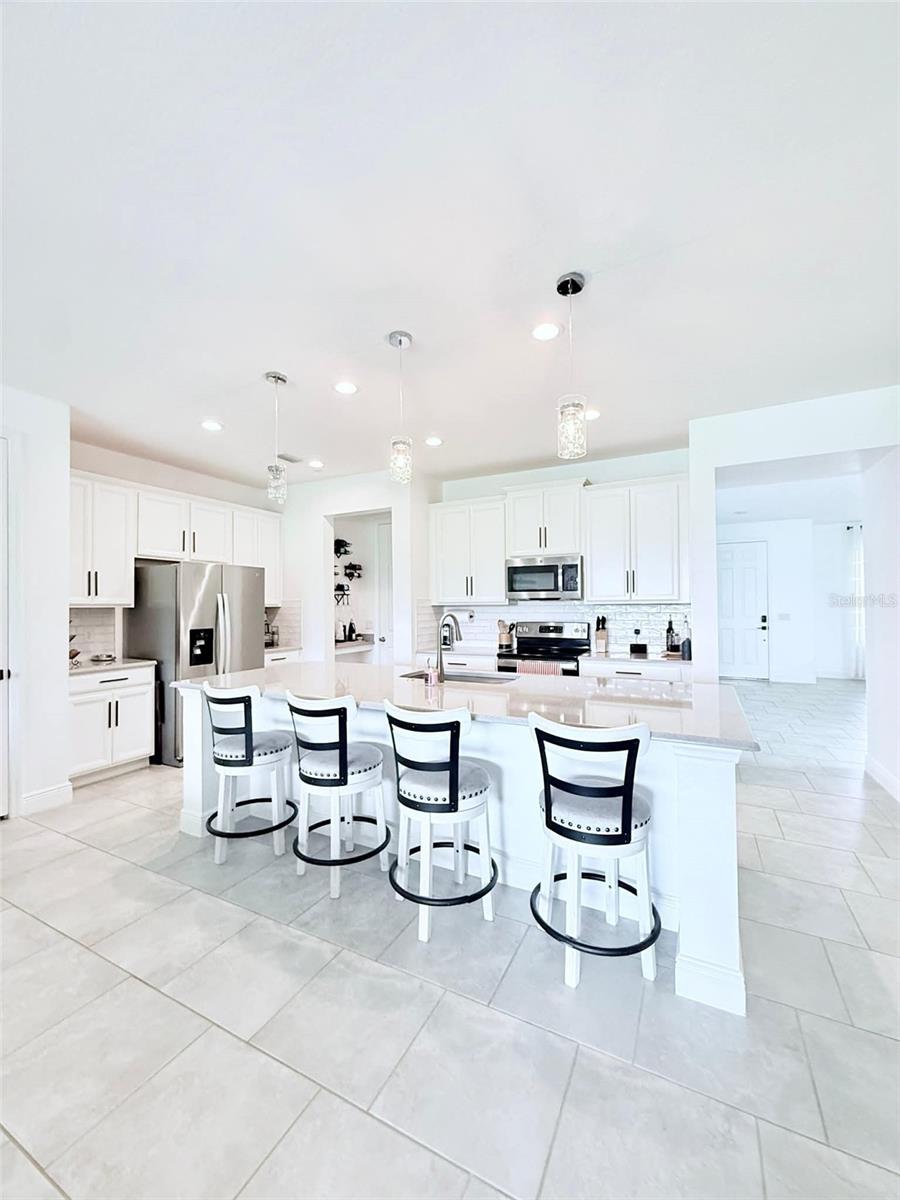 HANOVER LAKES PH 3 - Residential