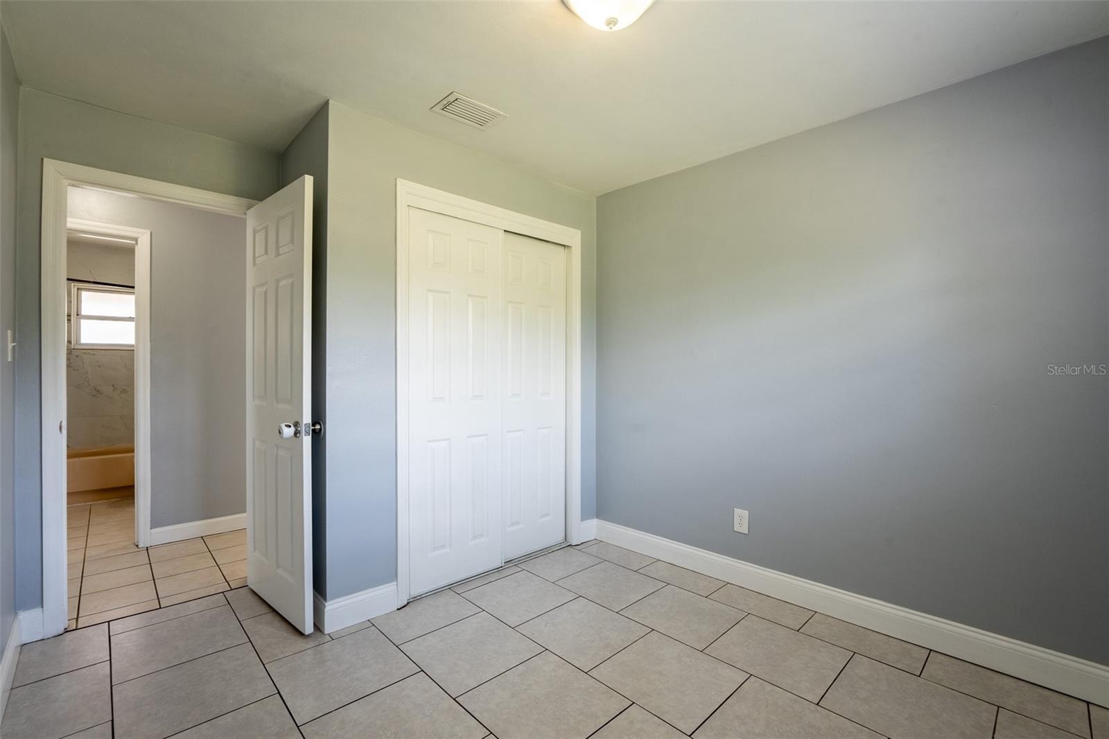 NORTH ORLANDO 1ST ADD - Residential Lease
