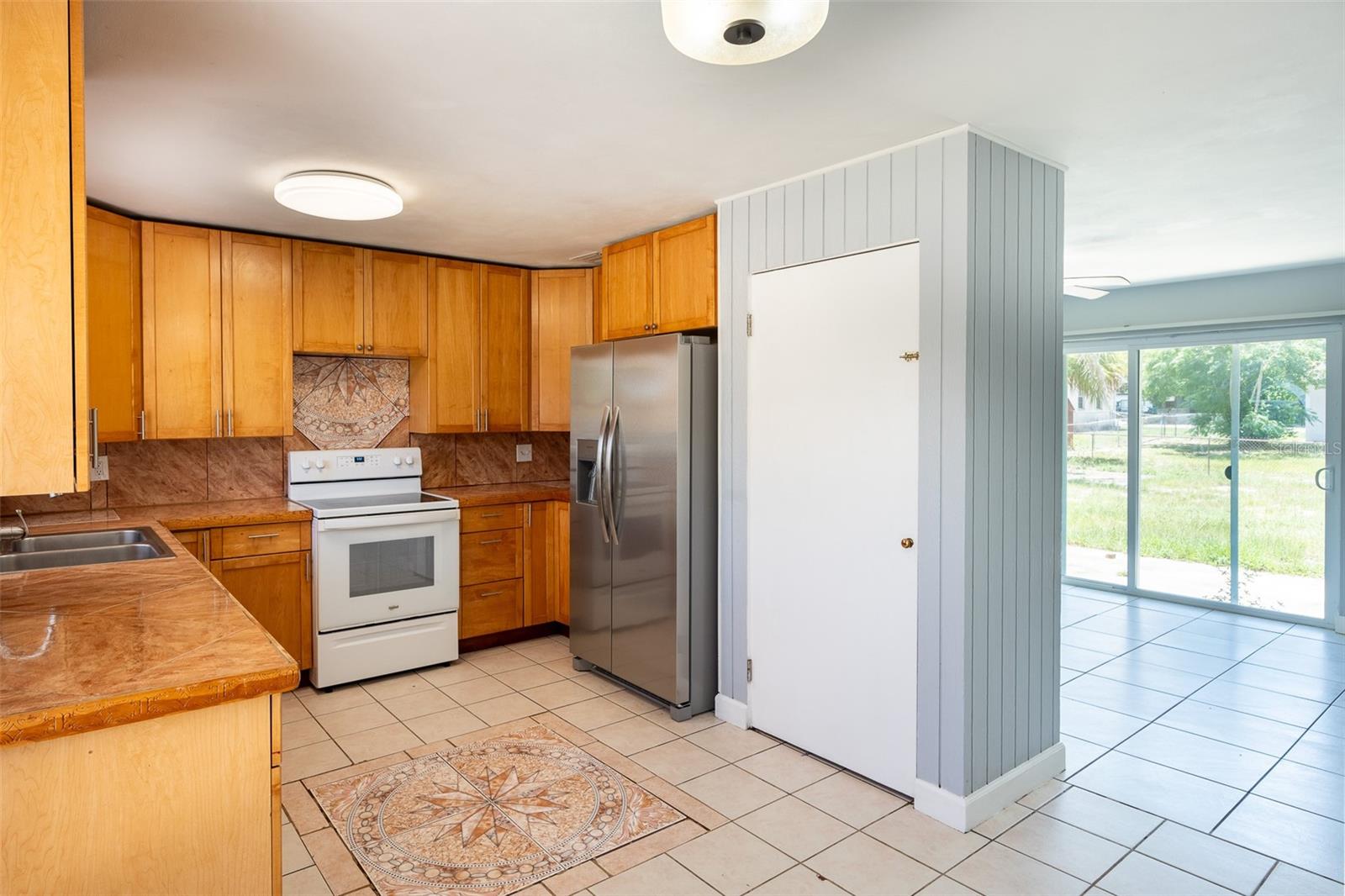 NORTH ORLANDO 1ST ADD - Residential Lease