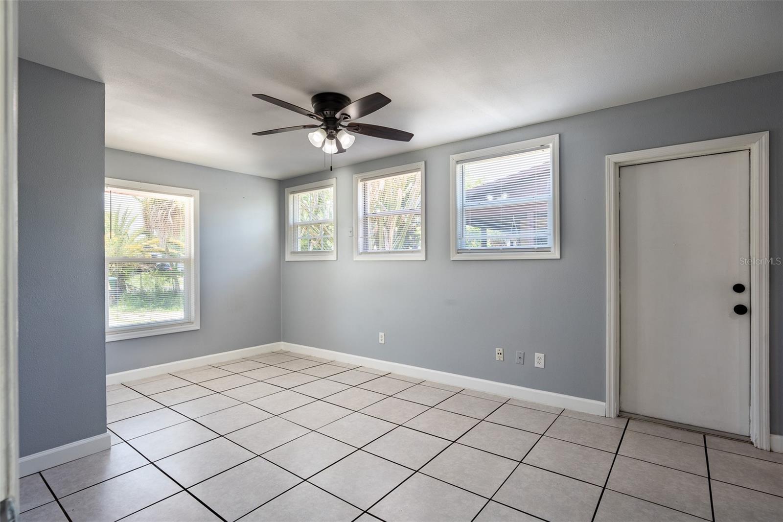 NORTH ORLANDO 1ST ADD - Residential Lease