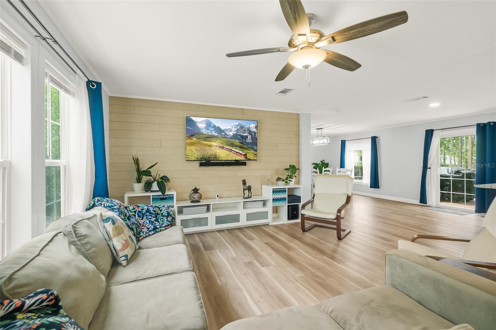 DAYTONA NORTH - Residential