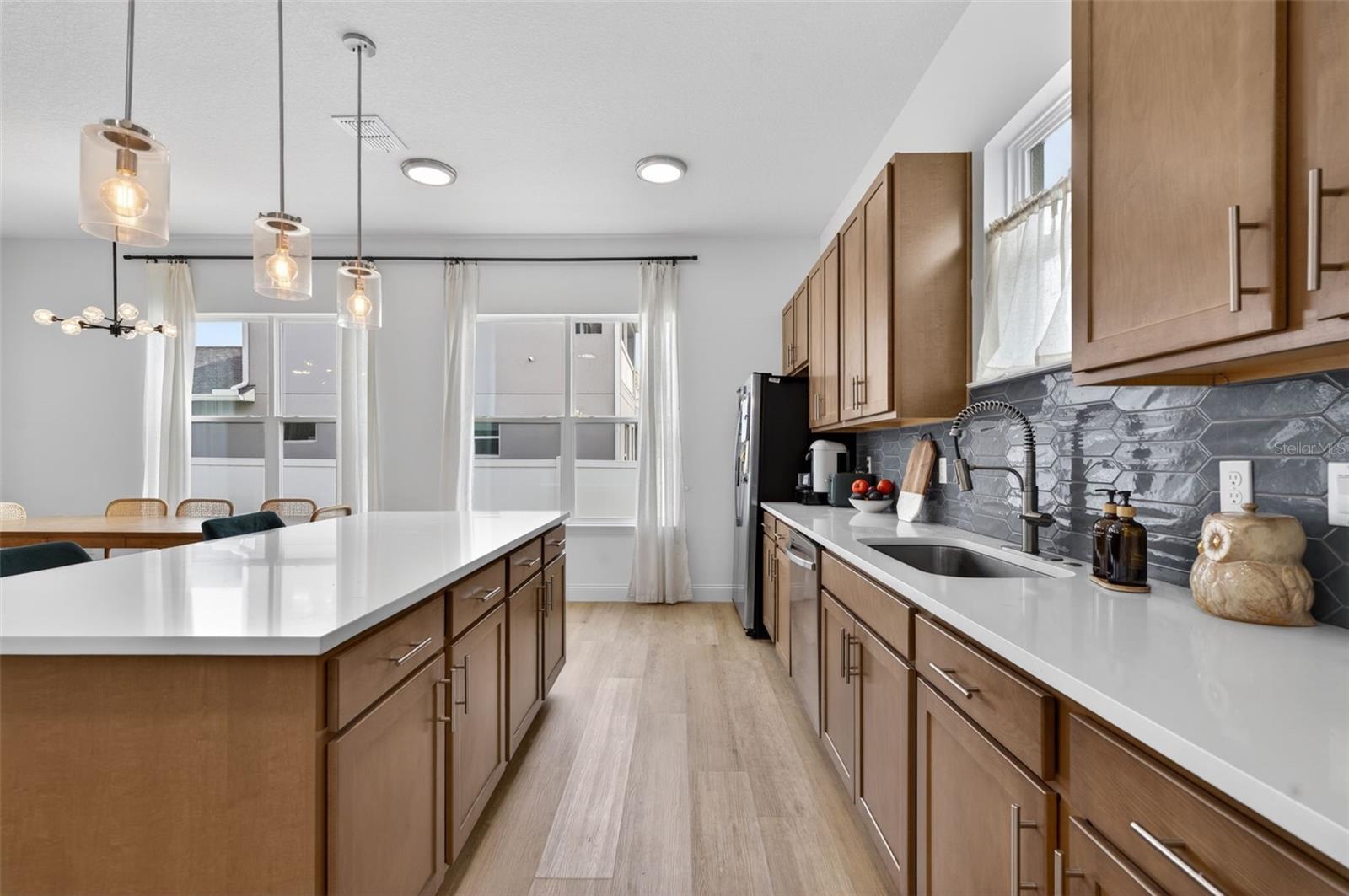 BLUE DIAMOND - Residential