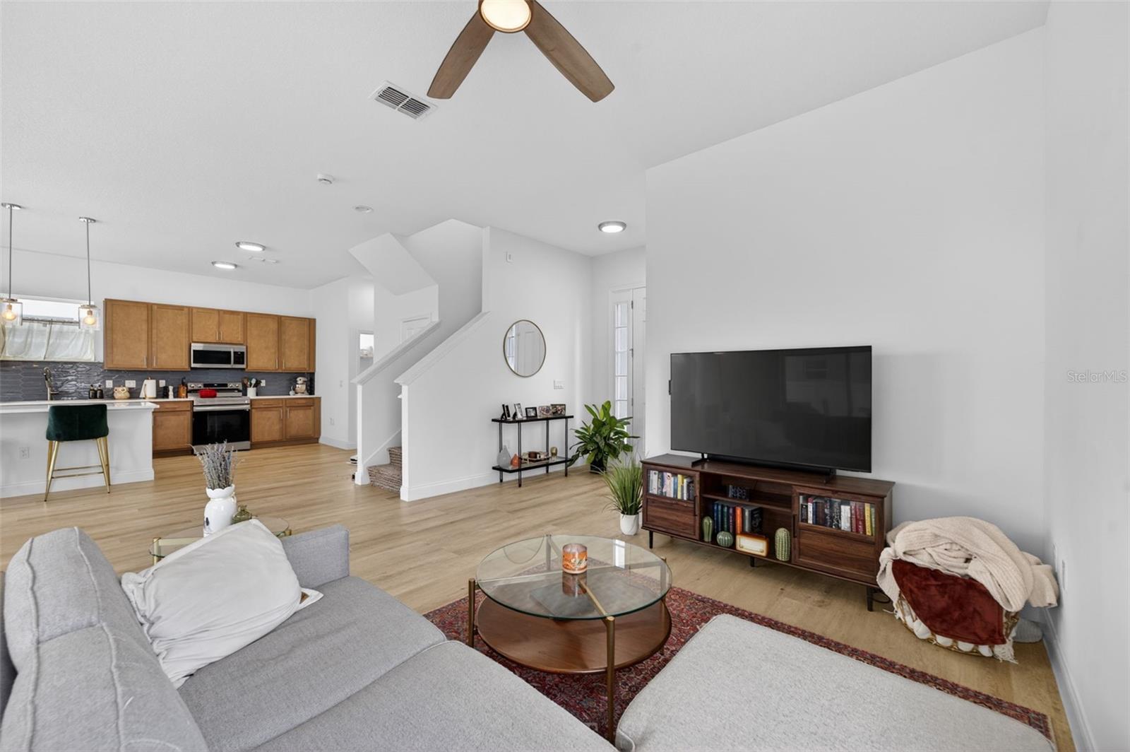 BLUE DIAMOND - Residential