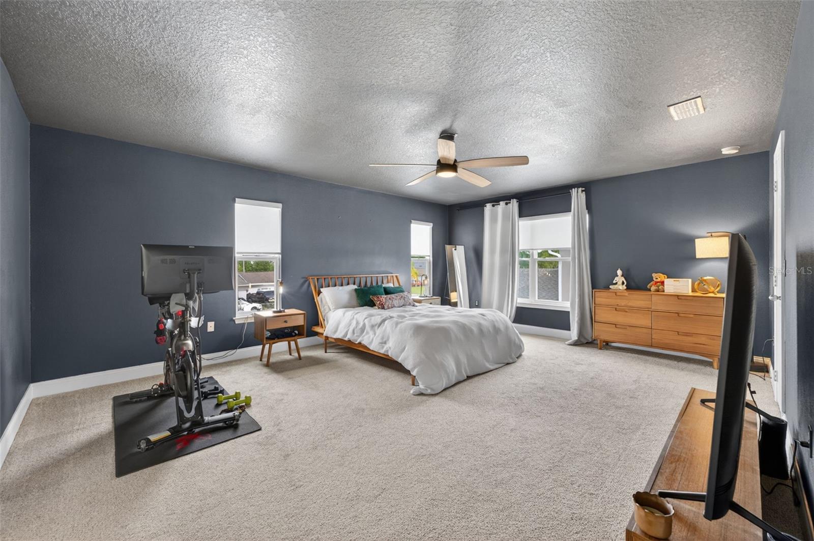 BLUE DIAMOND - Residential