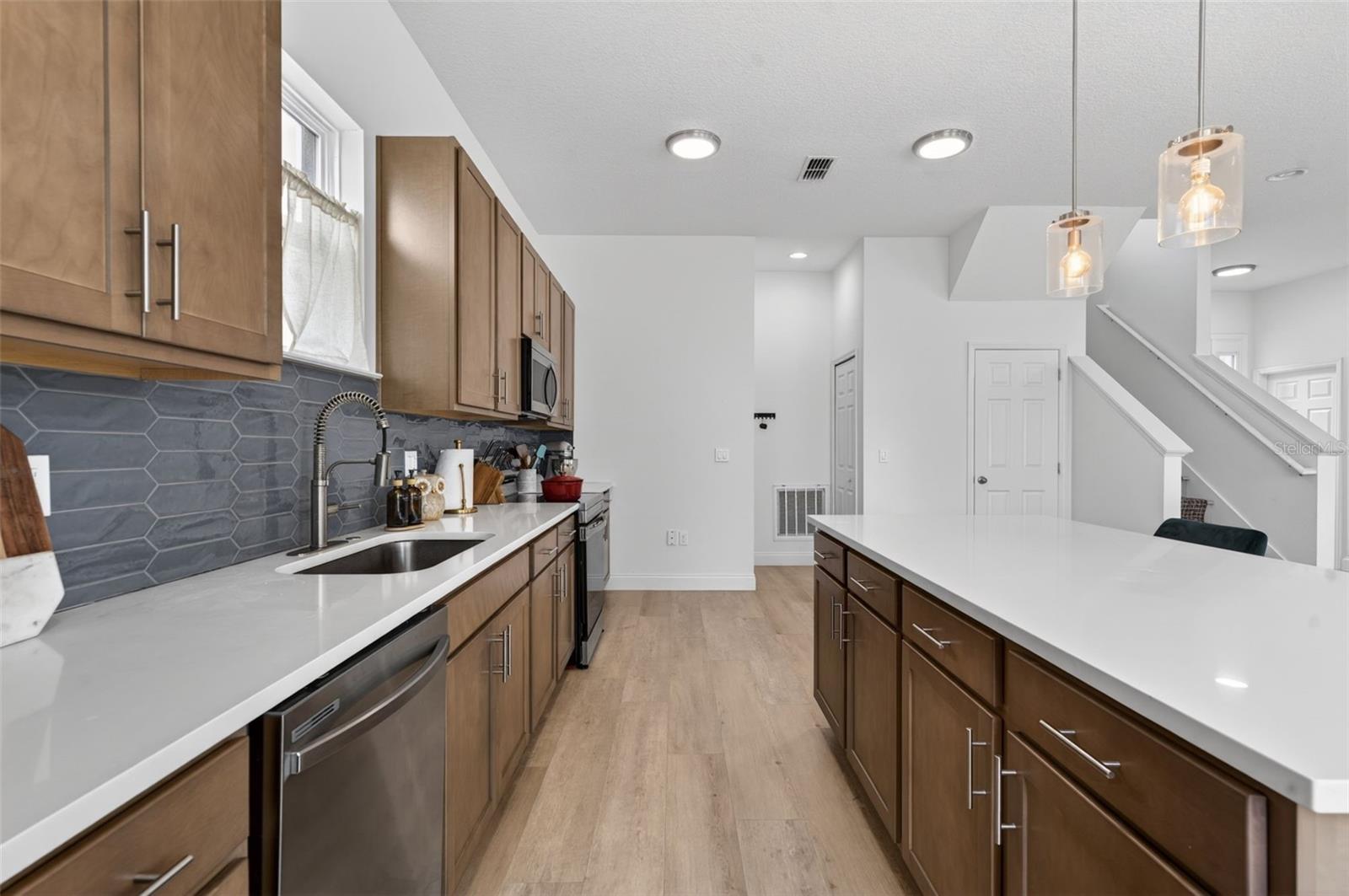 BLUE DIAMOND - Residential