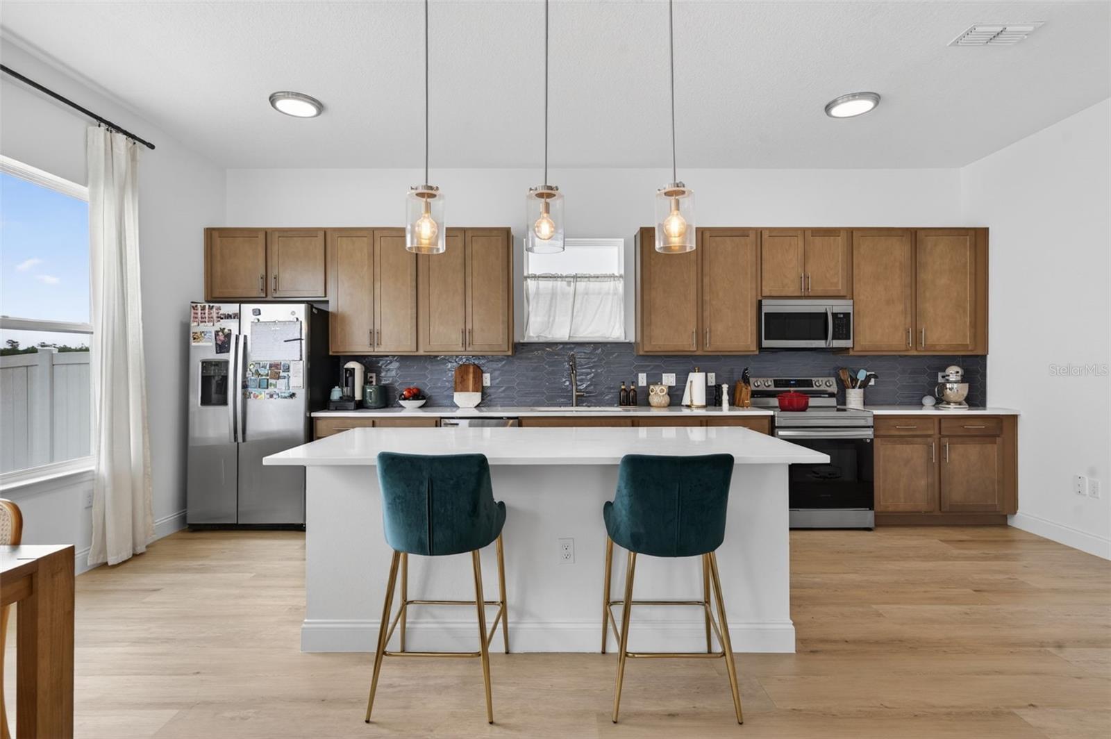 BLUE DIAMOND - Residential