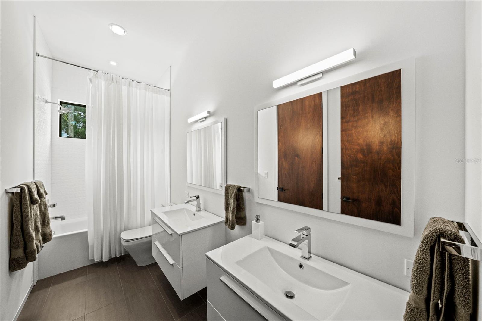 BEL MAR REV UNIT 9 REVI - Residential