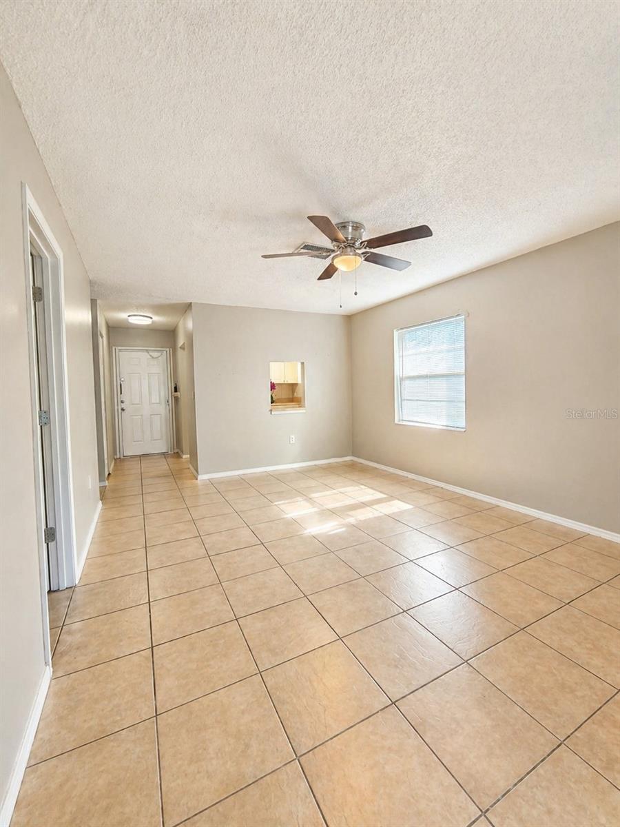 PINE VILLAS - Residential Lease