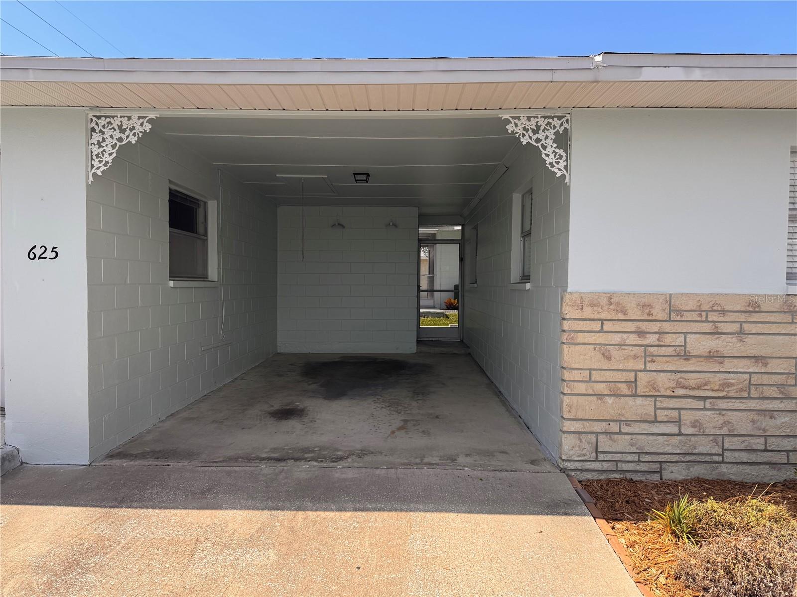 SEMINOLE HILL VILLAS - Residential