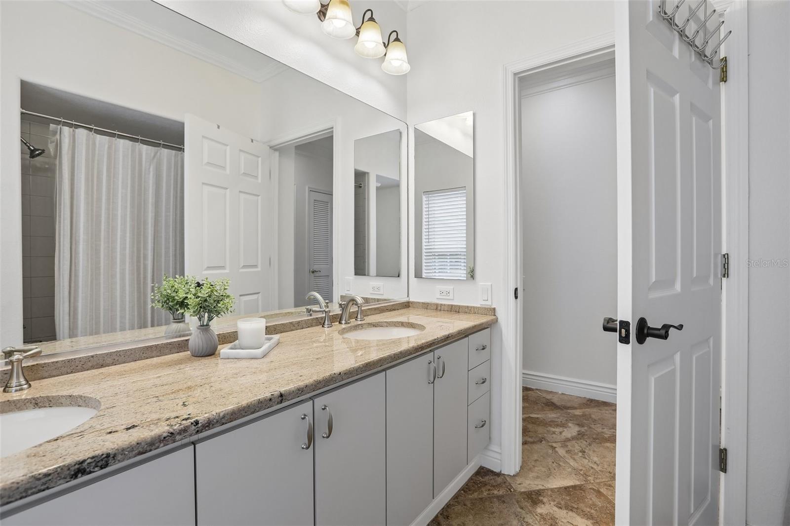 HUNTERS GREEN PRCL 6 - Residential