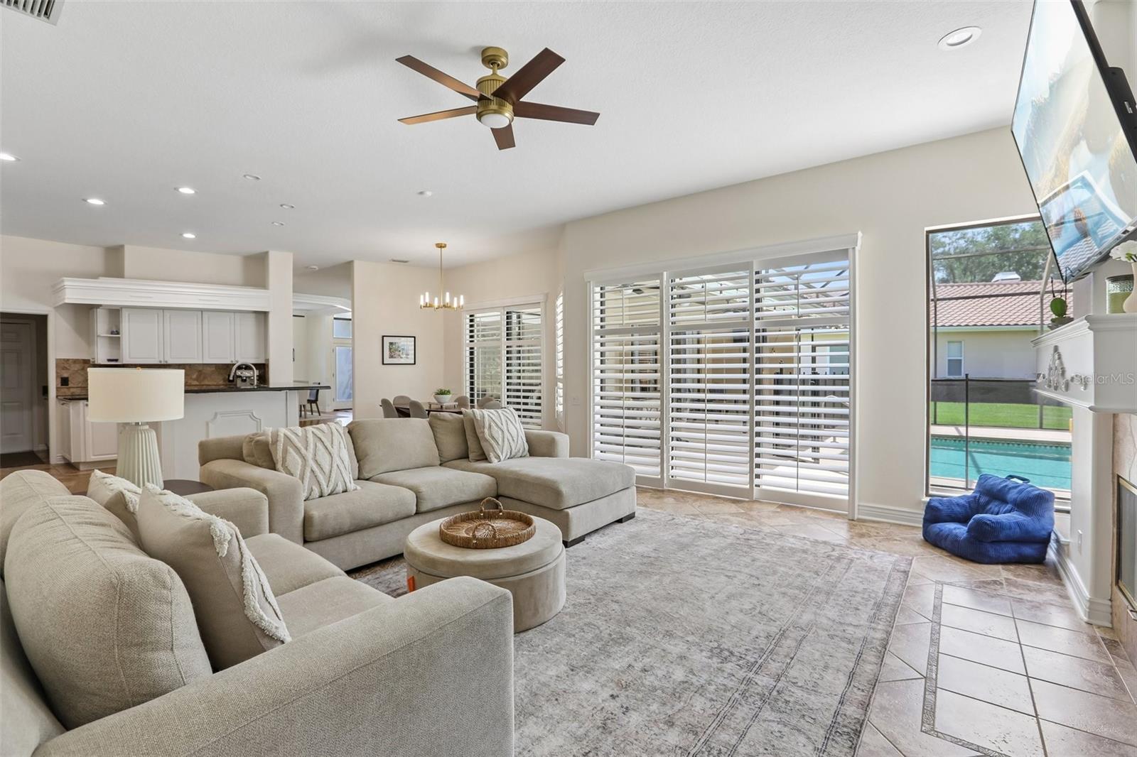 HUNTERS GREEN PRCL 6 - Residential