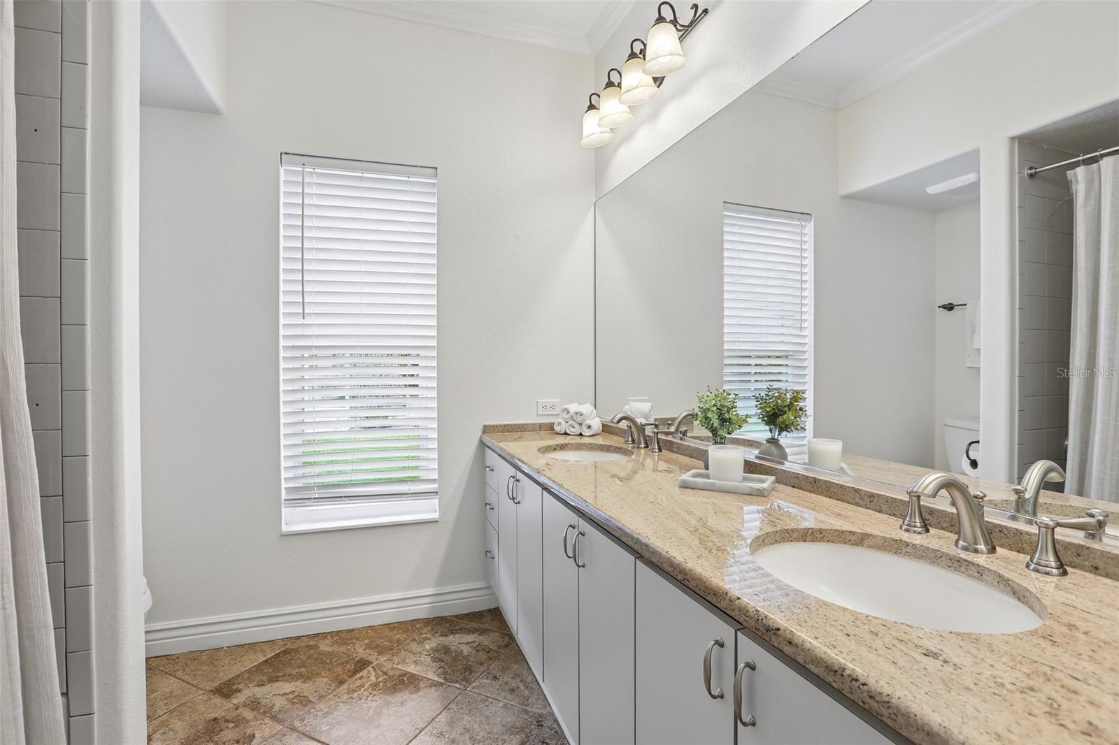 HUNTERS GREEN PRCL 6 - Residential