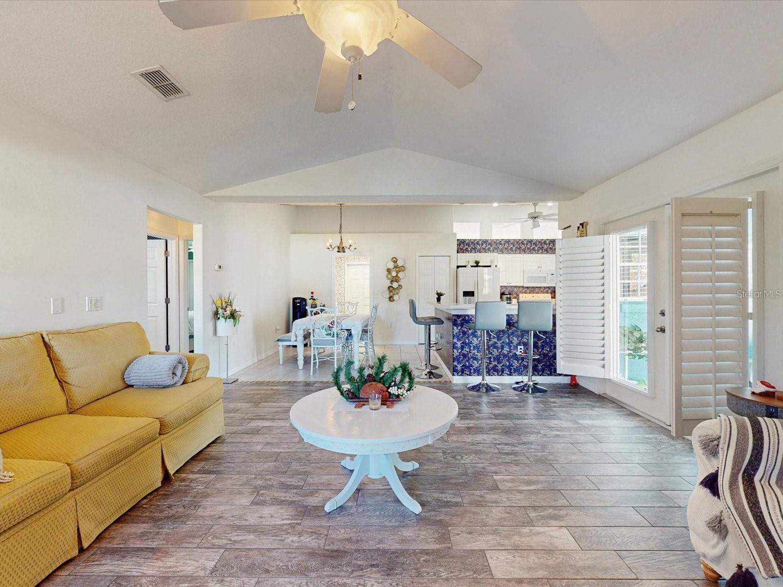 WOODS AT KINGS CREST THE PH 1 - Residential