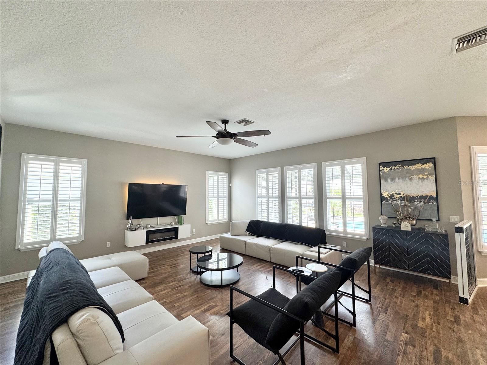 SAGAMORE TRACE - Residential Lease
