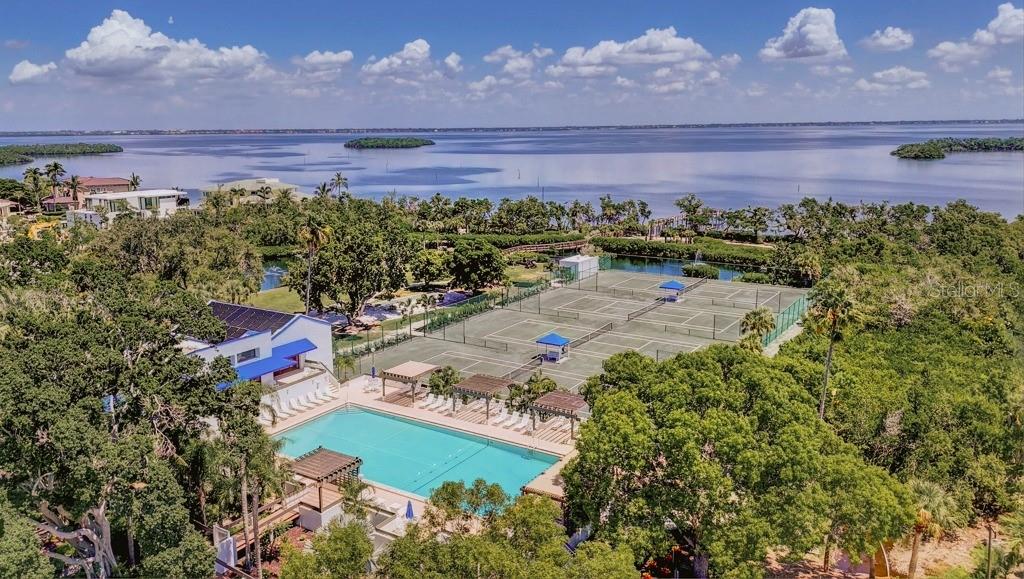 BAYPORT BCH & TEN PH F - Residential
